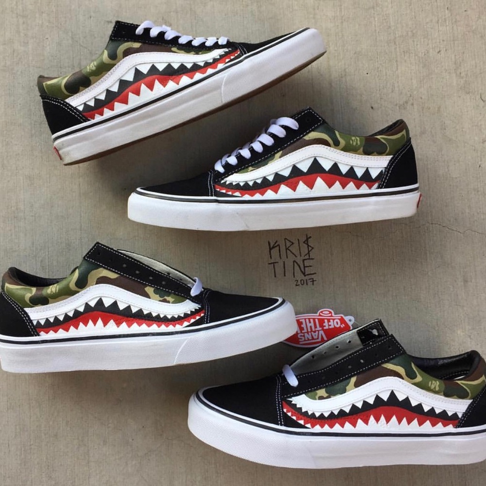 WOMEN Bape Vans Old Skool Customs - Picture 1 of 2